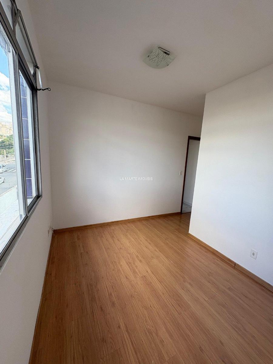 Apartamento, Santa Cruz Industrial, 3 Quartos, 2 Vagas, 1 Suíte