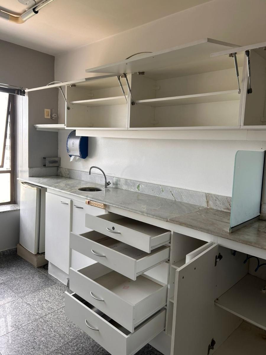 Sala, Centro, 0 Quarto, 0 Vaga