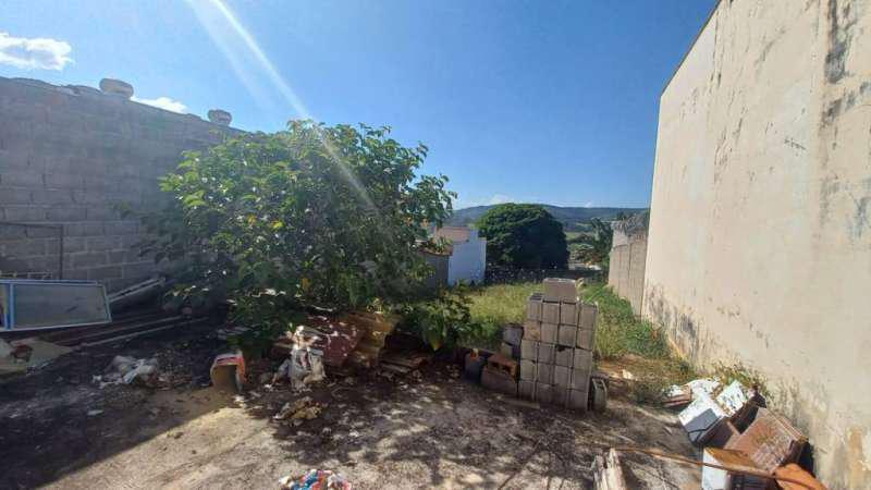 Lote, Centro, 0 Quarto, 0 Vaga
