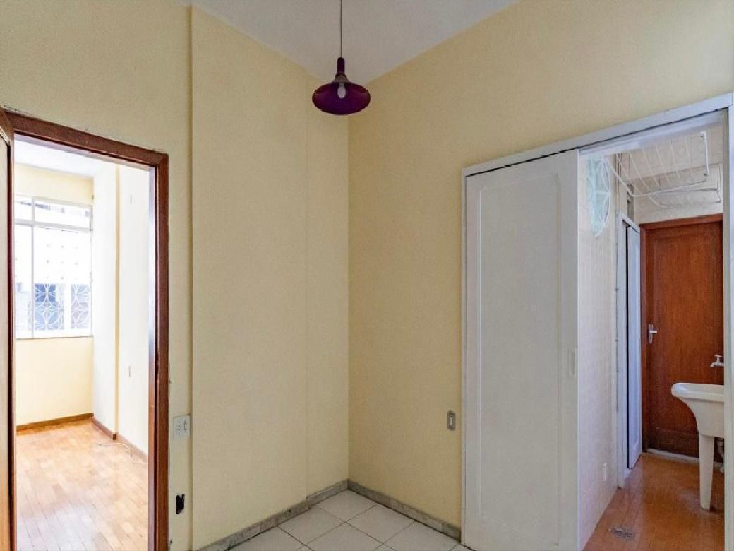 Apartamento, Funcionários, 2 Quartos, 1 Vaga, 1 Suíte