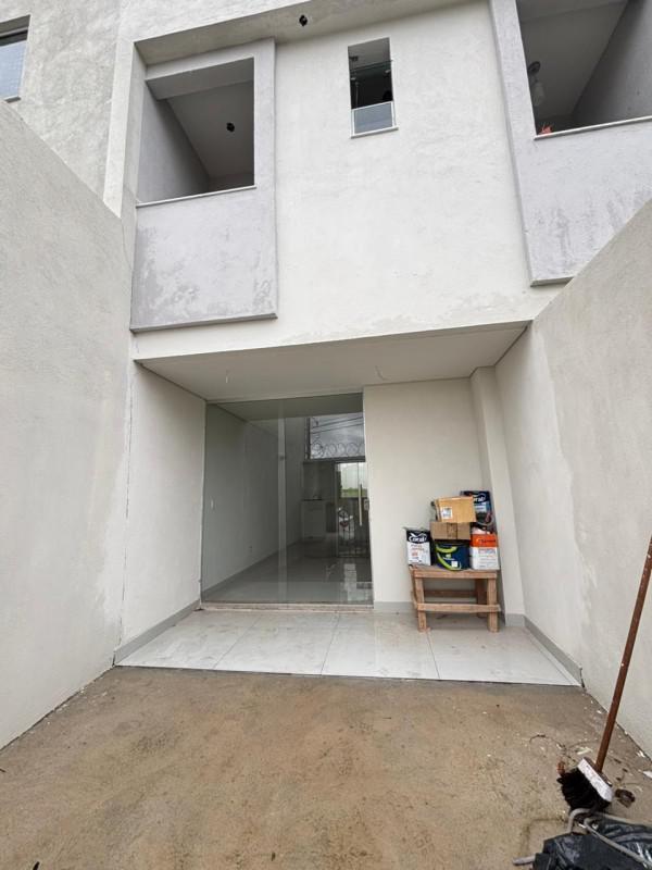 Casa, Rio Branco, 2 Quartos, 1 Vaga, 2 Suítes