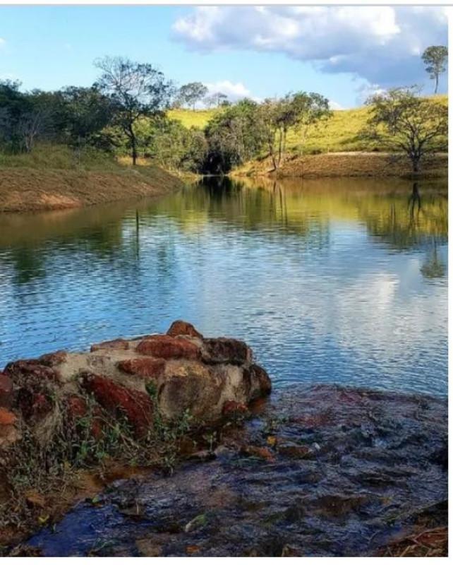 Lote, Universitário, 0 Quarto, 0 Vaga