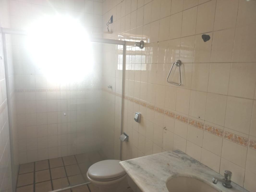 Casa, Planalto, 4 Quartos, 3 Vagas, 1 Suíte