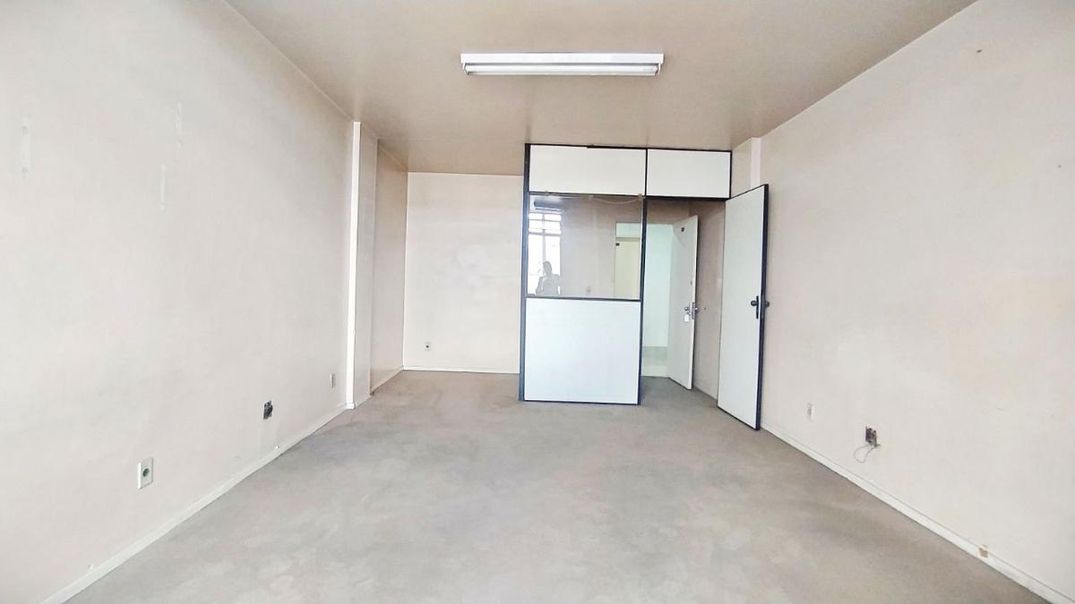 Sala, Centro