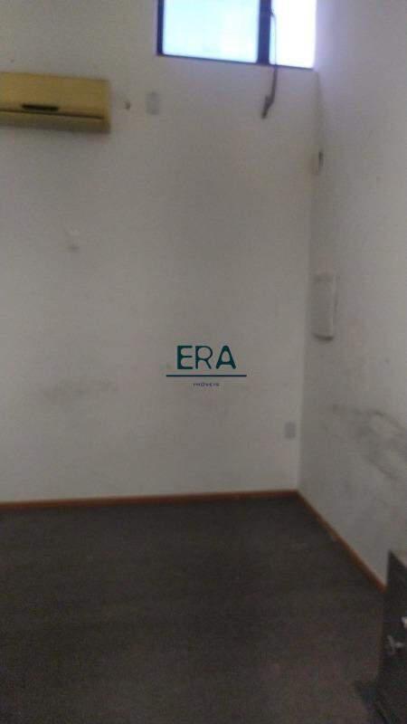 Sala, Savassi, 0 Quarto, 3 Vagas
