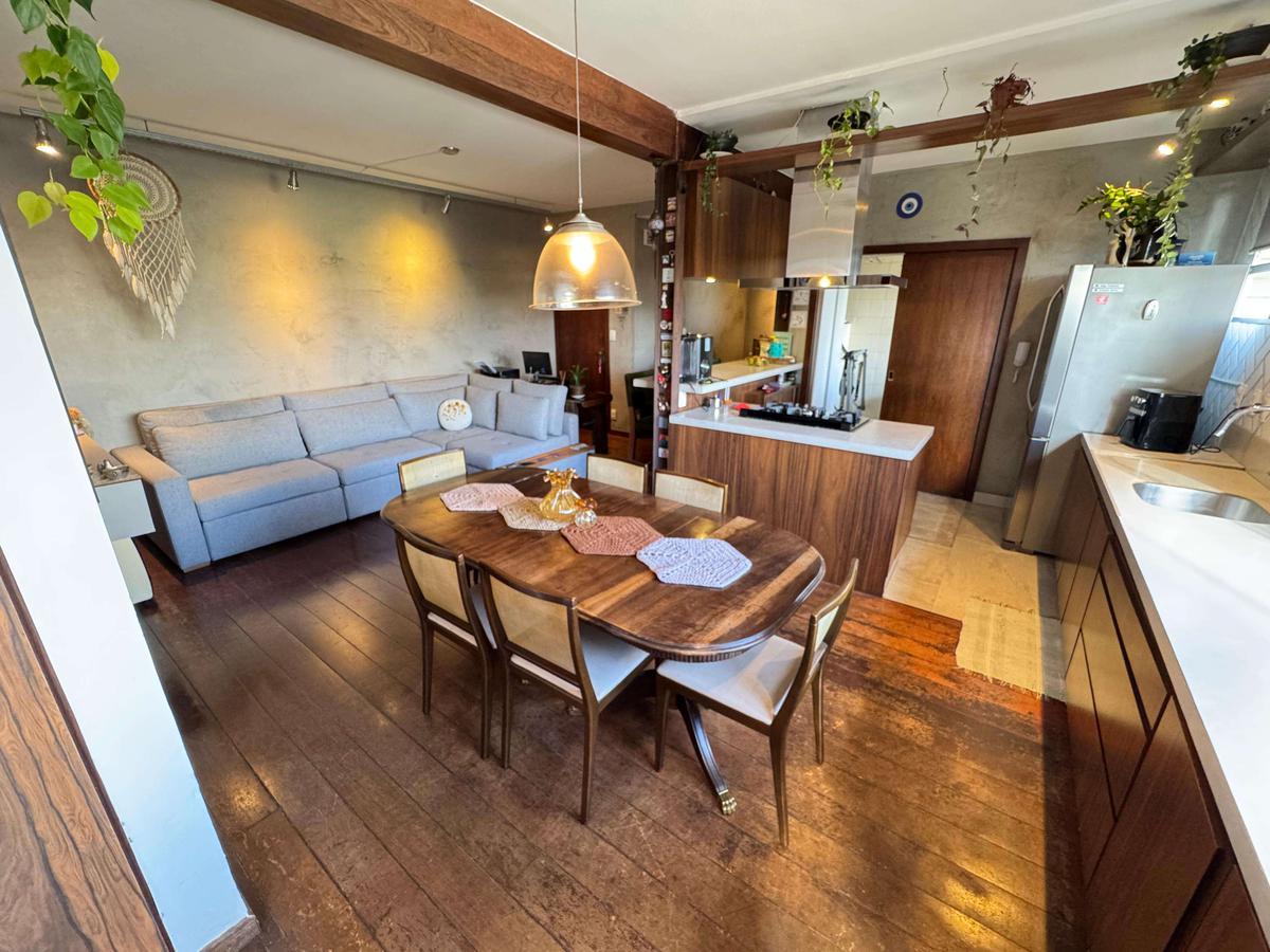 Apartamento, Sagrada Família, 3 Quartos, 1 Vaga, 1 Suíte