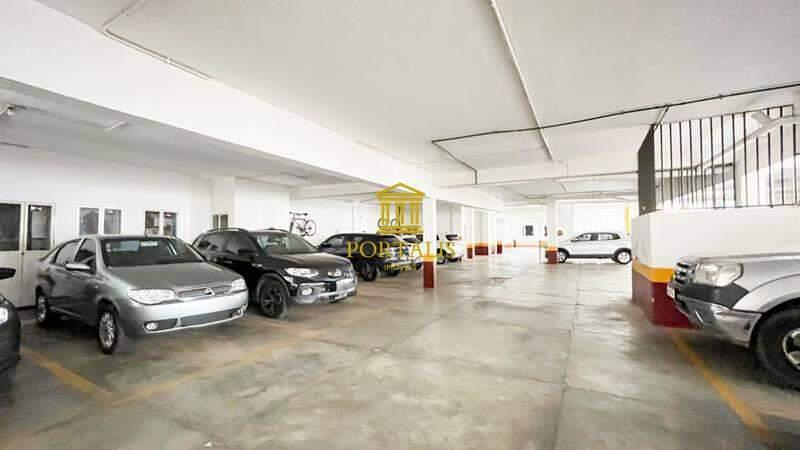 Apartamento, Funcionários, 4 Quartos, 2 Vagas, 1 Suíte