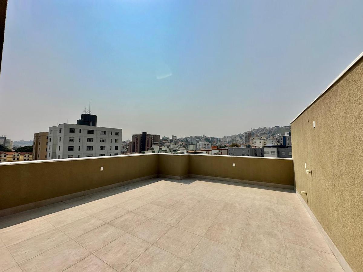 Cobertura, Santa Efigênia, 2 Quartos, 2 Vagas, 1 Suíte