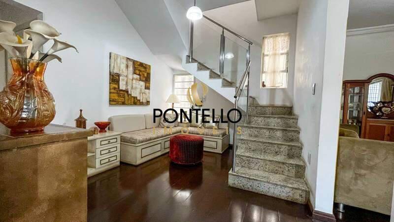 Casa, Serra, 4 Quartos, 2 Vagas, 2 Suítes