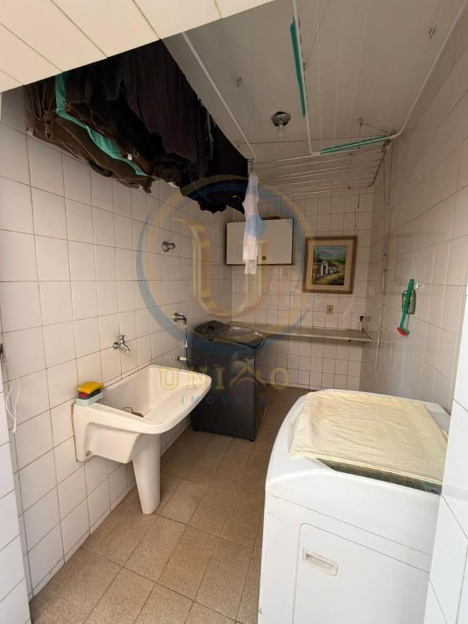 Casa, Santa Lúcia, 6 Quartos, 5 Vagas, 1 Suíte