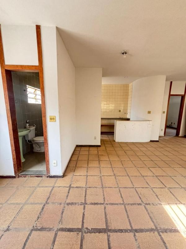 Galpão, Nova Floresta, 0 Quarto, 20 Vagas