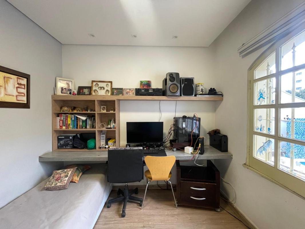 Casa, Santa Lúcia, 5 Quartos, 4 Vagas, 1 Suíte