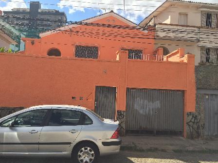 Casa, Colégio Batista, 3 Quartos, 1 Vaga