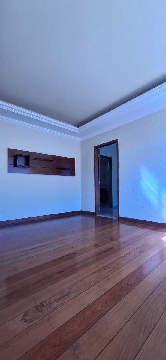Apartamento, Sagrada Família, 3 Quartos, 1 Vaga, 1 Suíte