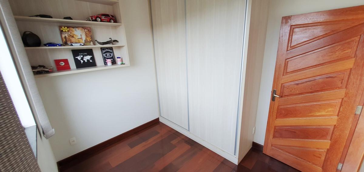 Prédio, Ana Lúcia, 3 Quartos, 2 Vagas, 1 Suíte