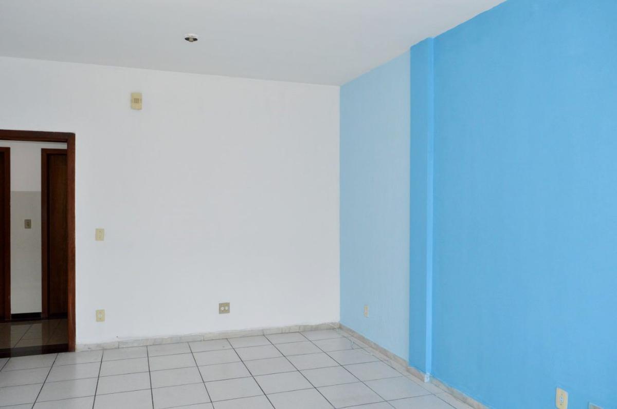 Sala, Venda Nova, 0 Quarto, 0 Vaga