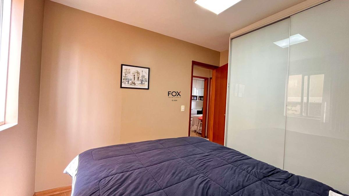 Apartamento, Sagrada Família, 3 Quartos, 2 Vagas, 1 Suíte