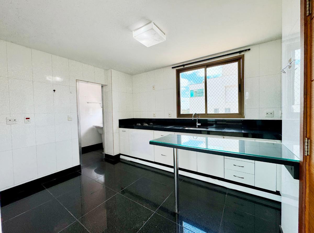 Apartamento, Liberdade, 4 Quartos, 3 Vagas, 2 Suítes