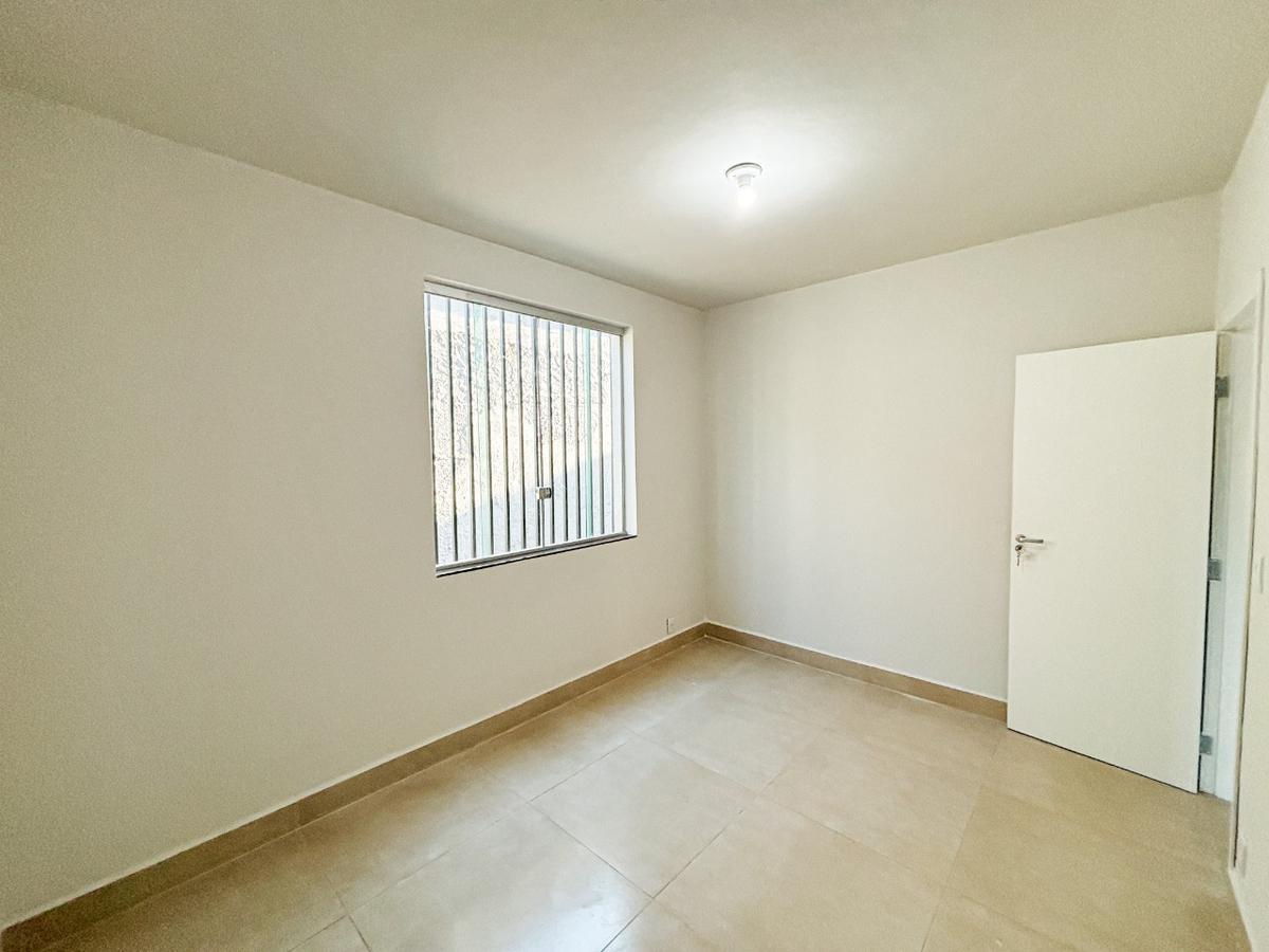 Casa, Serrano, 3 Quartos, 2 Vagas, 1 Suíte