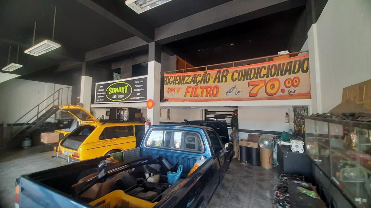 Prédio, Castelo, 0 Quarto, 15 Vagas