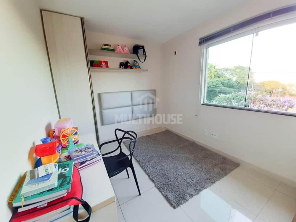 Casa, Trevo, 3 Quartos, 0 Vaga, 1 Suíte