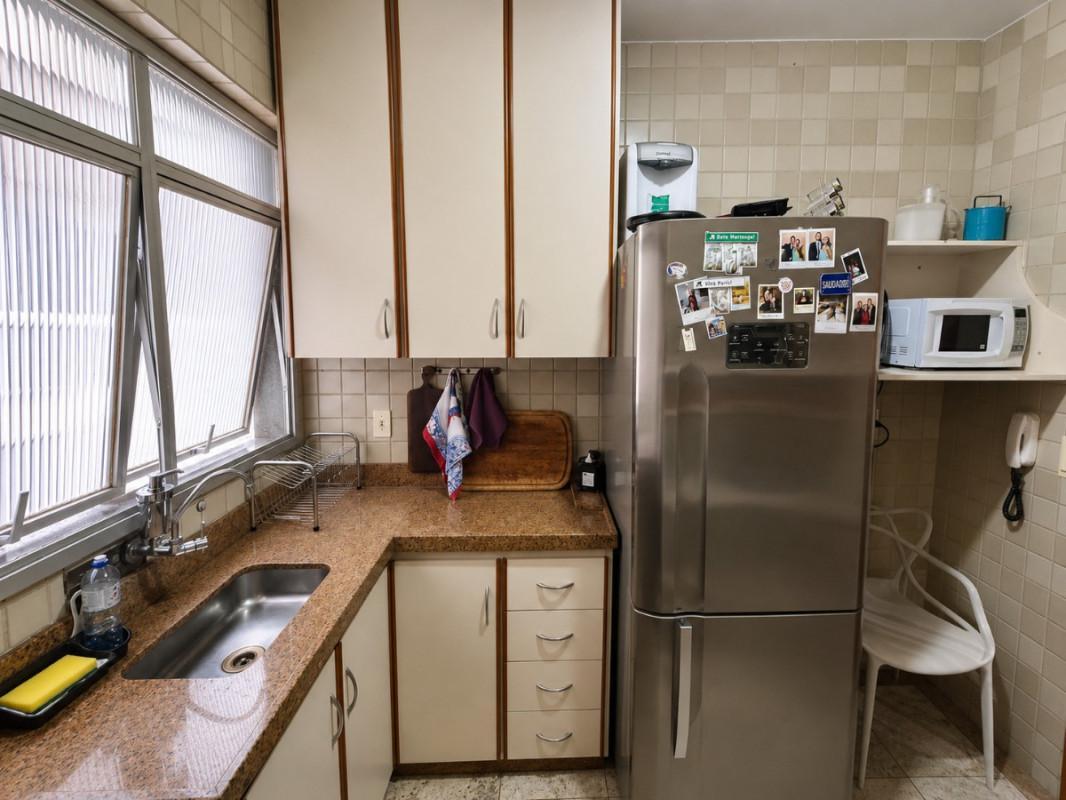 Apartamento, Vila Paris, 2 Quartos, 1 Vaga