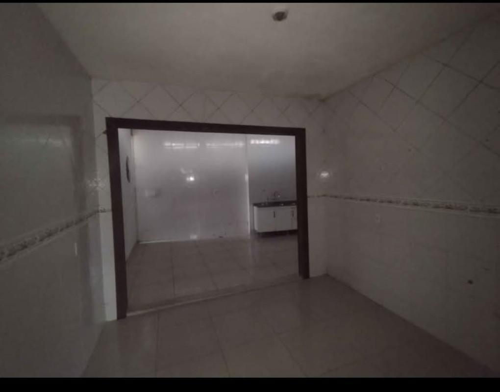 Casa, Olaria, 5 Quartos, 2 Vagas, 1 Suíte