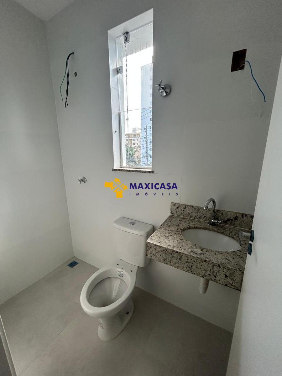 Casa, Planalto, 2 Quartos, 1 Vaga, 1 Suíte
