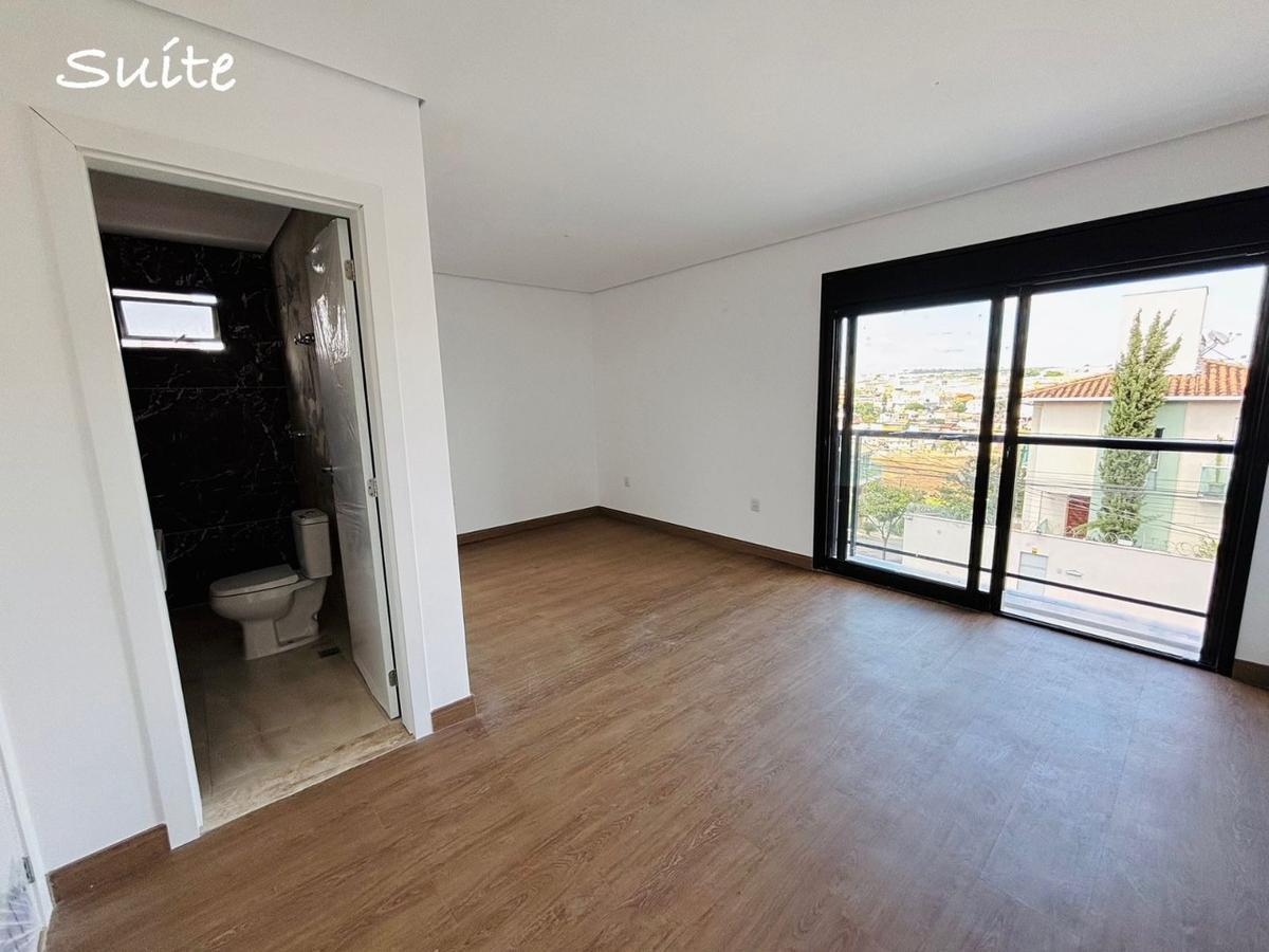 Casa, Cabral, 3 Quartos, 3 Vagas, 1 Suíte