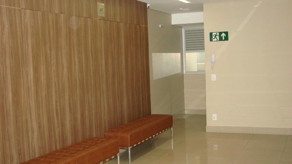 Sala, Barro Preto, 0 Quarto, 2 Vagas