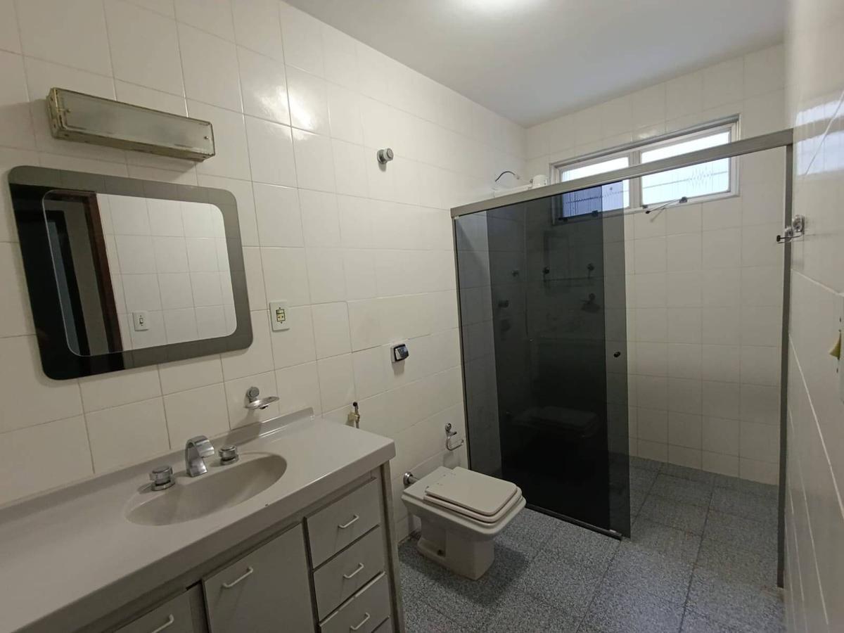 Casa, João XXIII, 5 Quartos, 3 Vagas, 1 Suíte