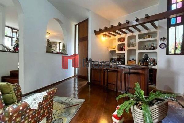 Casa, São Lucas, 4 Quartos, 5 Vagas, 4 Suítes
