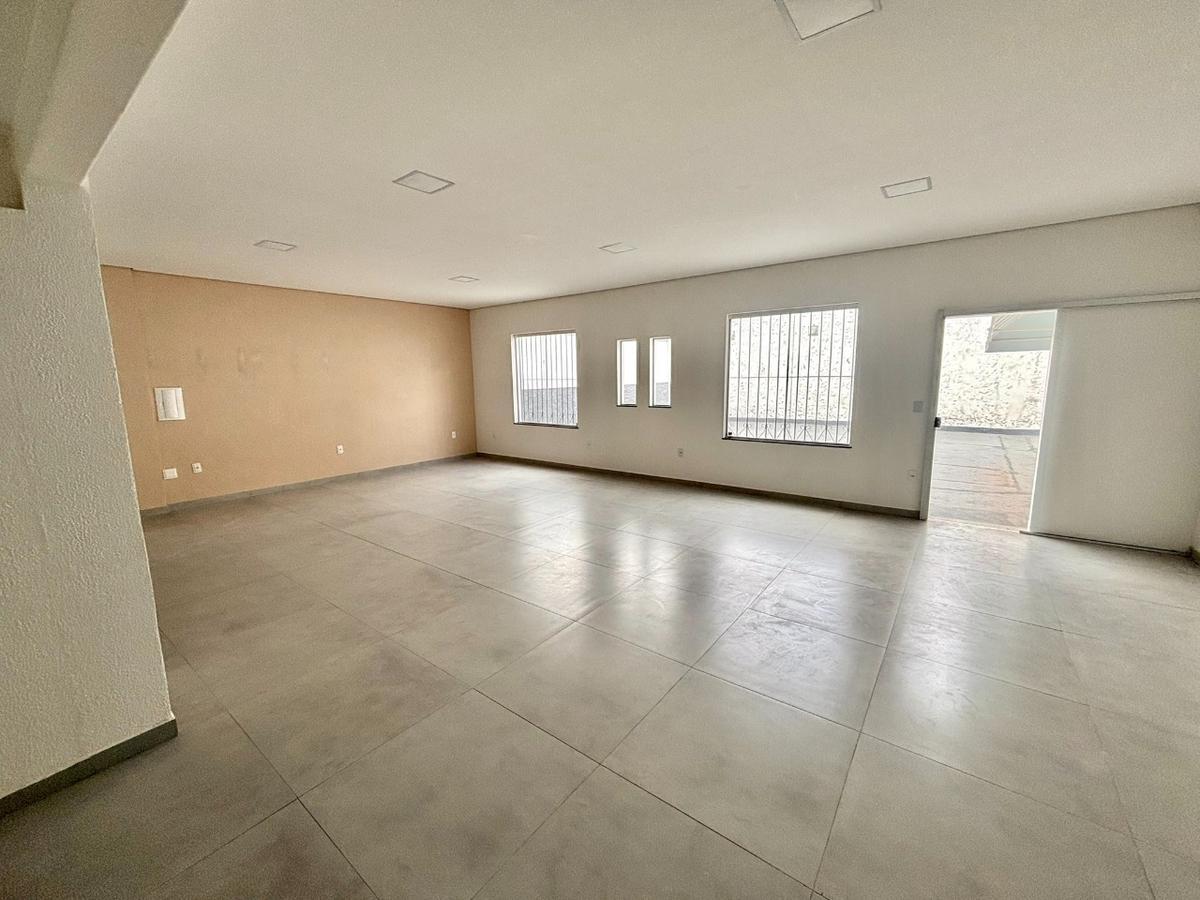 Andar, São José, 0 Quarto, 0 Vaga