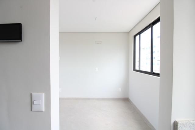 Cobertura, Sagrada Família, 3 Quartos, 2 Vagas, 3 Suítes