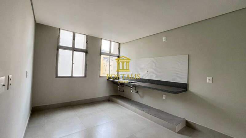 Apartamento, Centro, 2 Quartos, 0 Vaga, 1 Suíte