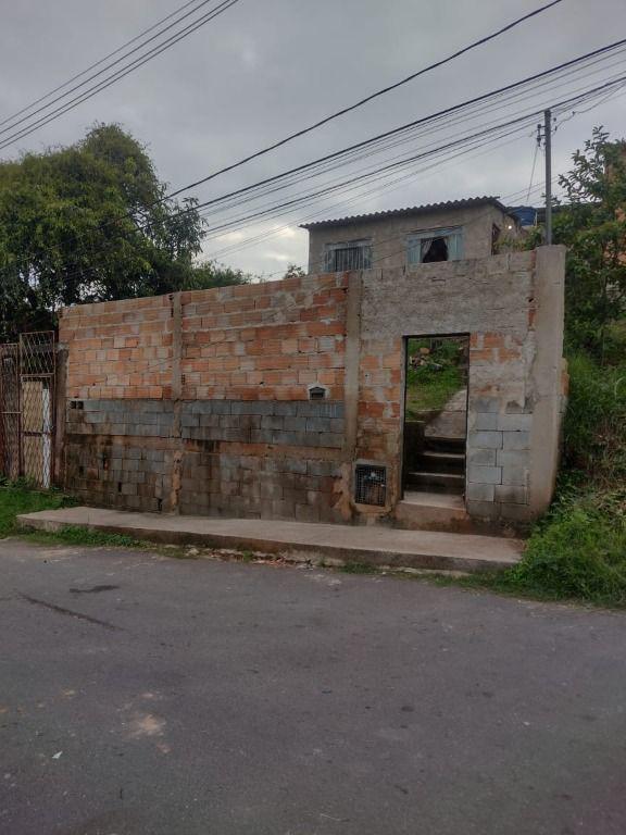 Casa, Mangabeiras, 2 Quartos, 0 Vaga