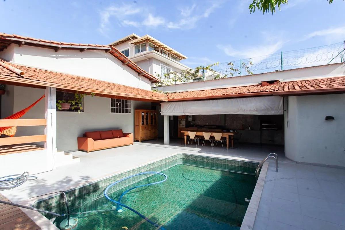 Casa, Santa Mônica, 4 Quartos, 4 Vagas, 1 Suíte