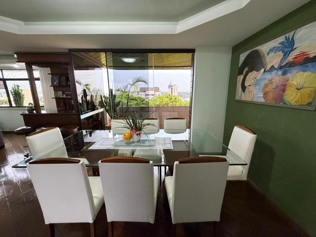Apartamento, Ouro Preto, 4 Quartos, 2 Vagas, 1 Suíte