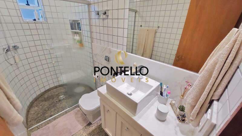 Casa, Comiteco, 5 Quartos, 3 Vagas, 4 Suítes
