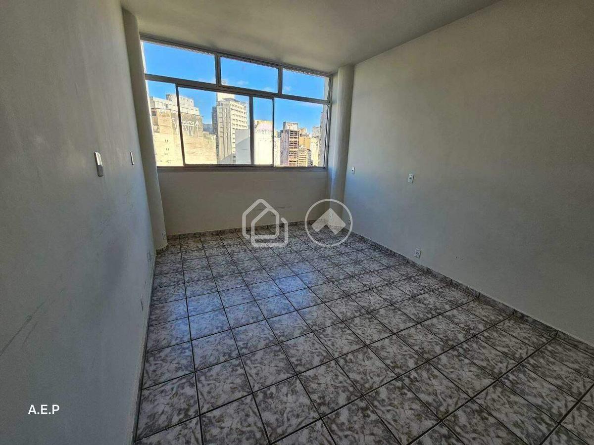 Sala, Centro