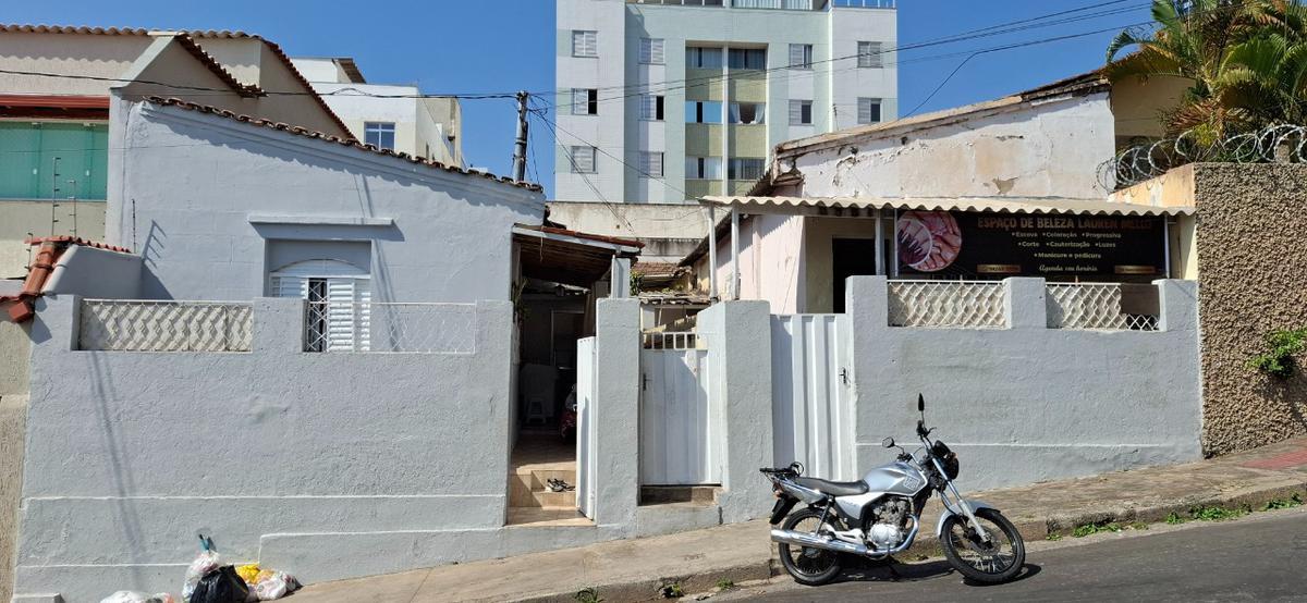Lote, Ipiranga, 1 Quarto, 0 Vaga