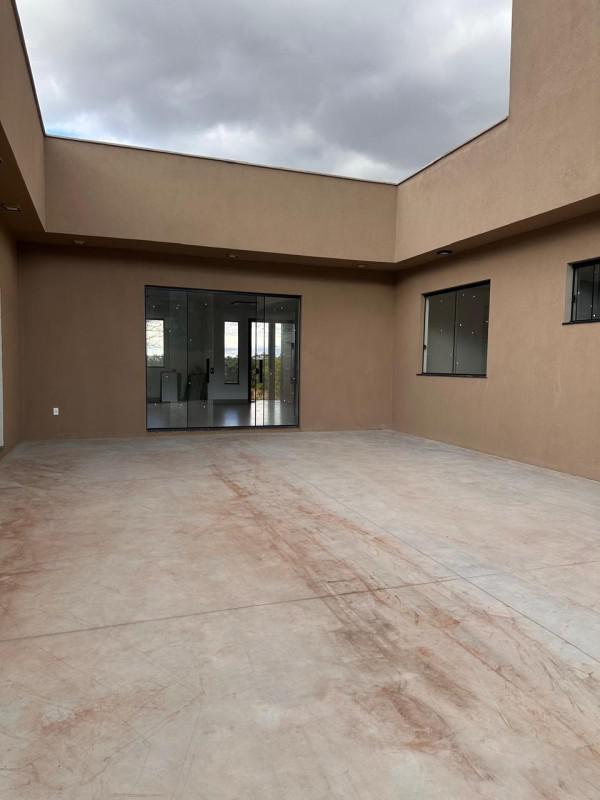 Casa, Água Limpa, 3 Quartos, 4 Vagas, 3 Suítes