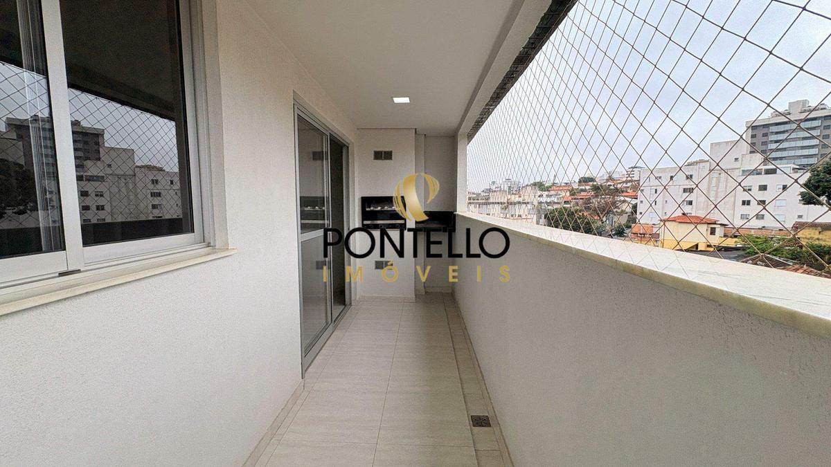 Apartamento, Sagrada Família, 3 Quartos, 2 Vagas, 1 Suíte