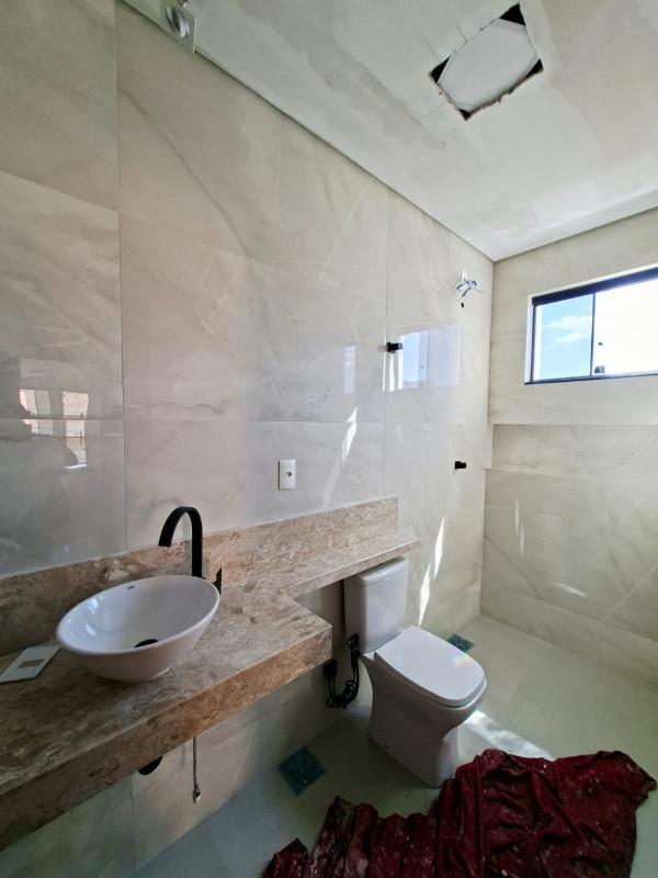 Casa, Cardoso (barreiro), 3 Quartos, 2 Vagas, 1 Suíte