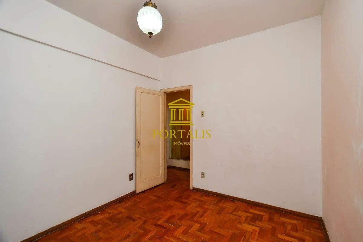Apartamento, Centro, 2 Quartos, 0 Vaga