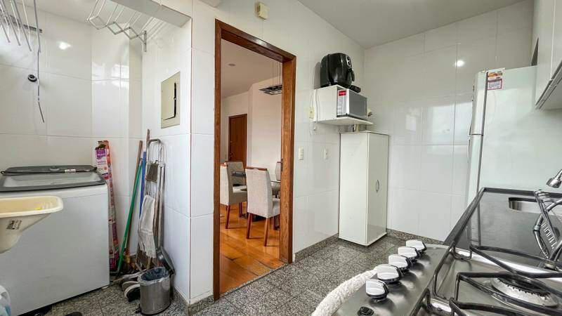 Apartamento, Sagrada Família, 2 Quartos, 1 Vaga