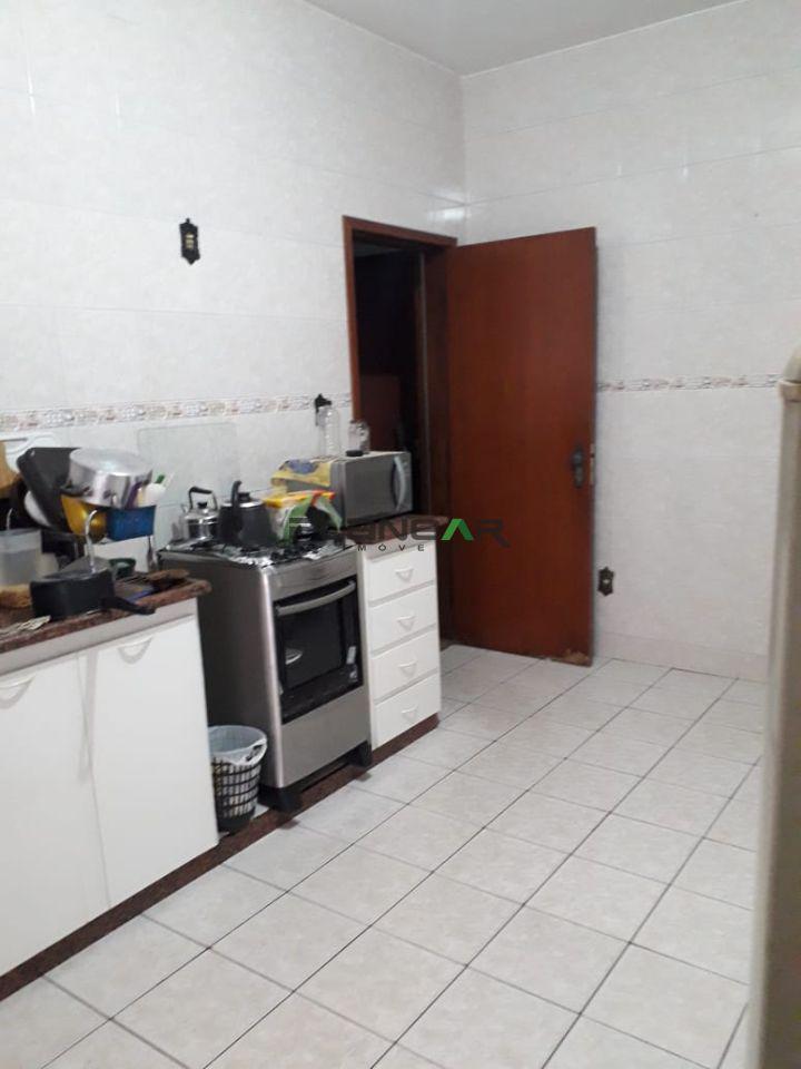 Casa, Inconfidentes, 4 Quartos, 3 Vagas, 1 Suíte