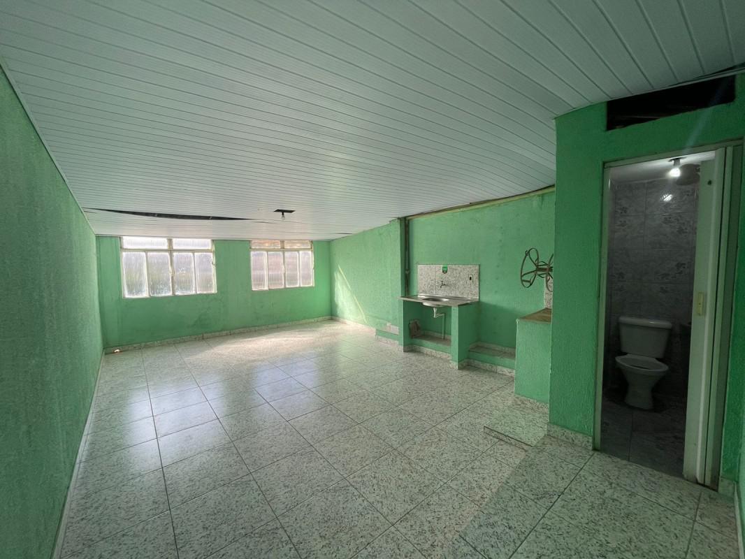 Apartamento, Castanheira (barreiro), 3 Quartos, 0 Vaga, 1 Suíte