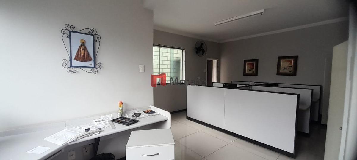 Casa, São Francisco, 4 Quartos, 4 Vagas, 1 Suíte