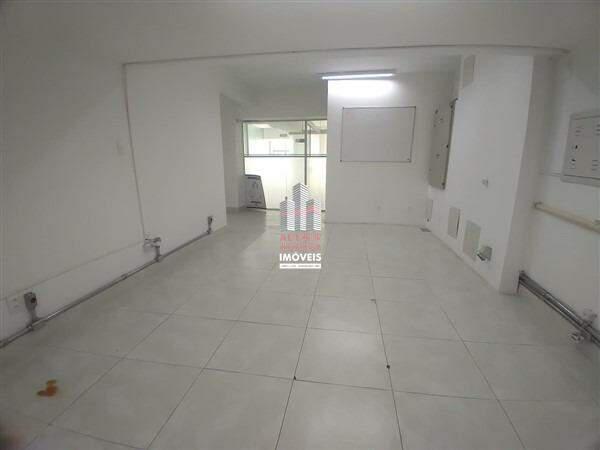 Loja, Funcionários, 4 Vagas